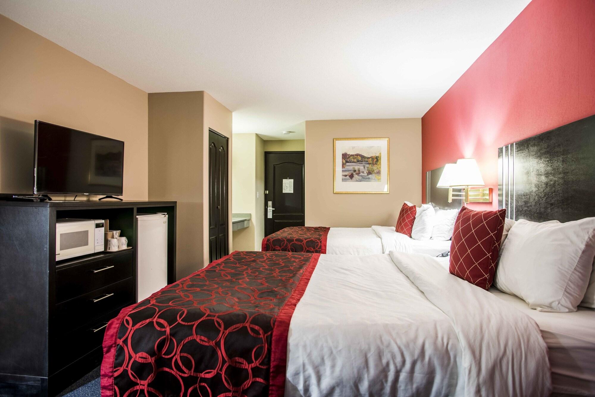 Ramada Limited 100 Mile House Hotell Exteriör bild
